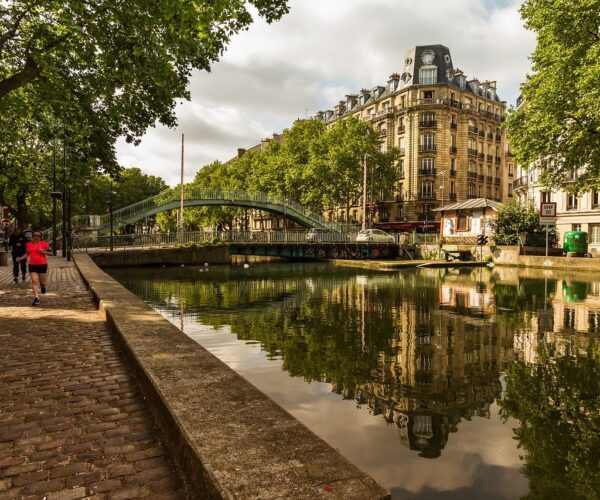 Pourquoi domicilier son entreprise à Paris est un choix stratégique  ?